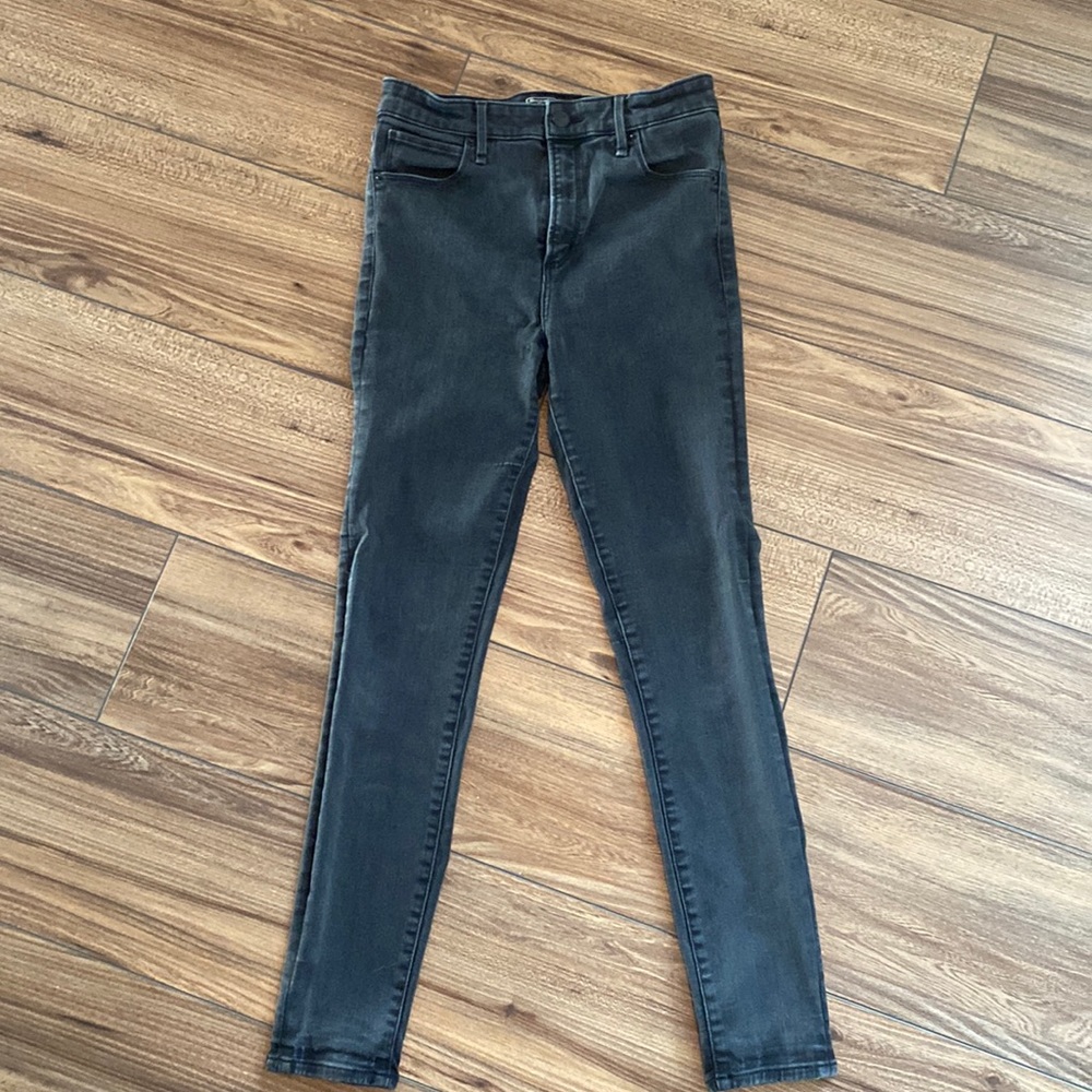 Abercrombie & Fitch, high rise super skinny, size 28